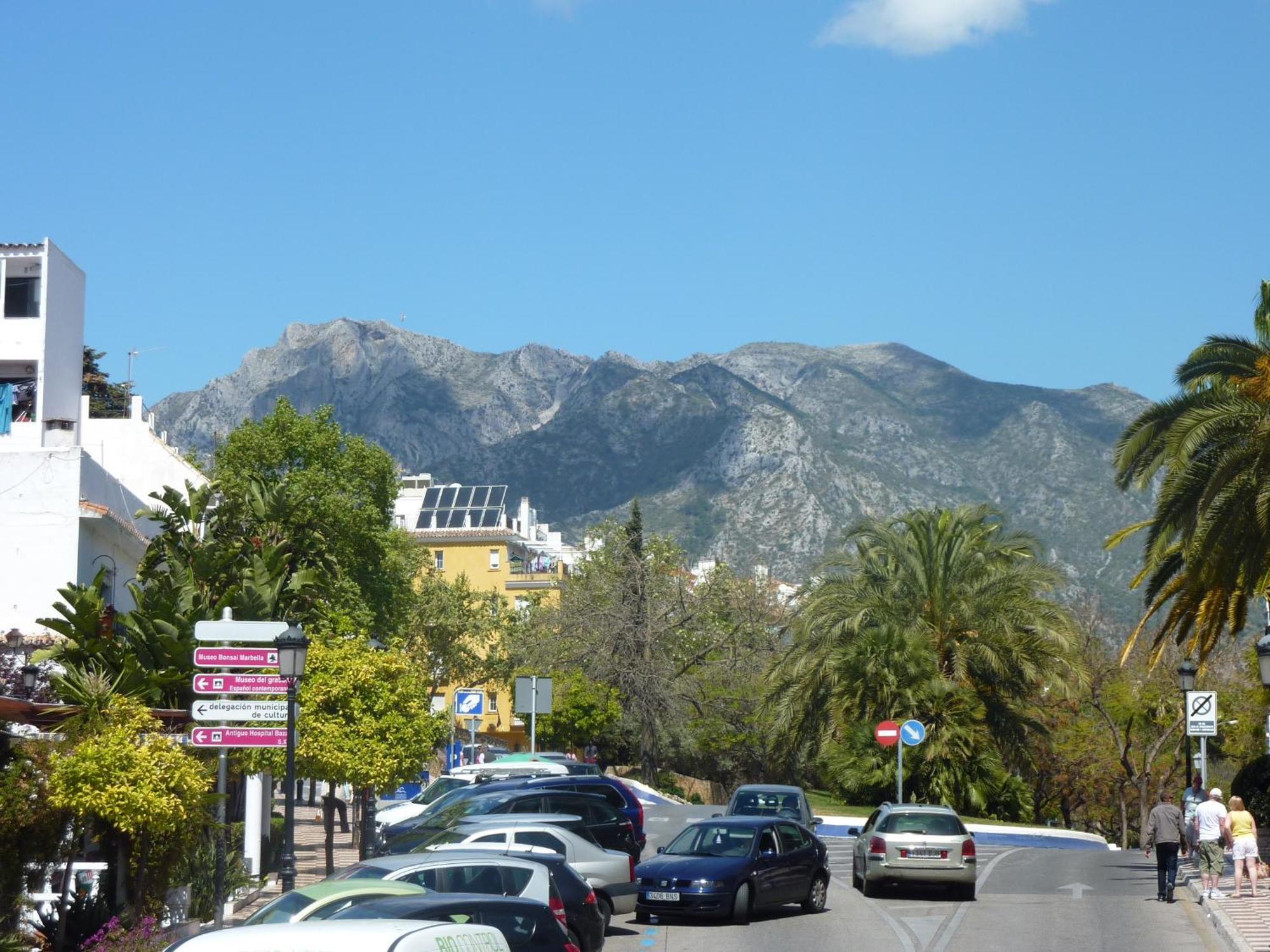Hostal Berlin Marbella Exterior foto